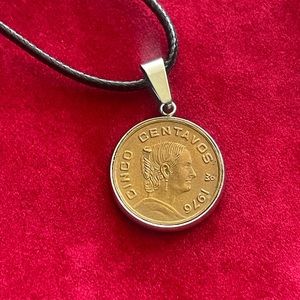 Classic unique Mexico bronze coin pendant necklace